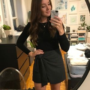 Aritzia Wilfred Wrap Front Skirt